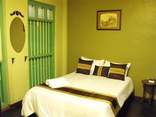 Luang Poj Boutique Hostel Ranong Kültér fotó